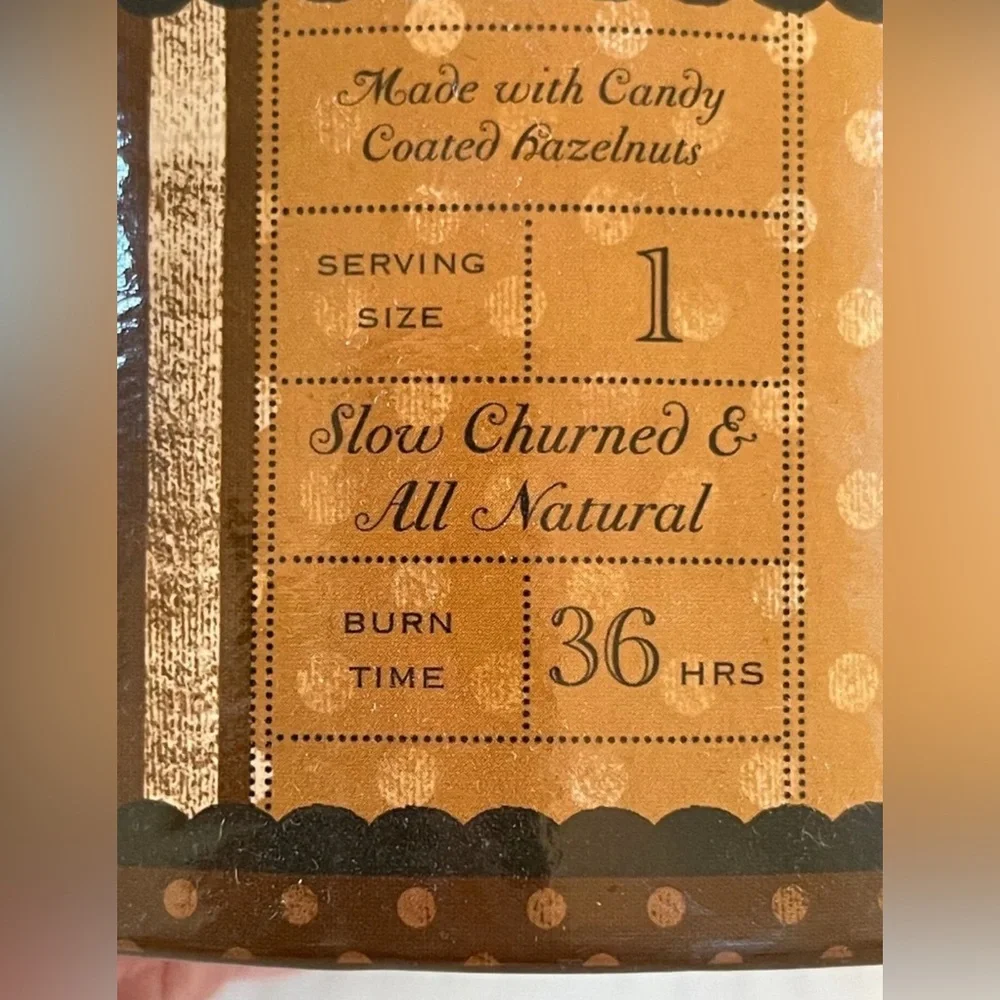 Rigby’s Ice Cream Parlor Hazelnut Chocolate 2 wick 36hrs burn candle in gift box
